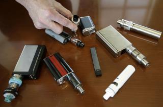 Death From Lung Disease Could Be First Tied to Vaping