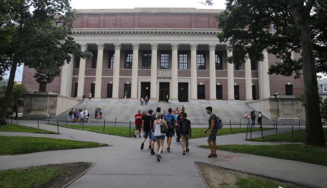 Harvard Freshman Denied Entry to US, Deported