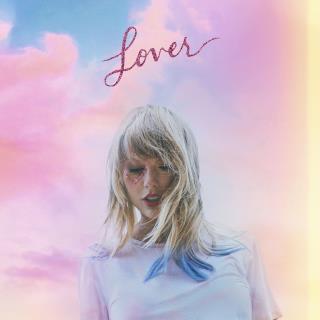 Swift Celebrates Breaking More Records