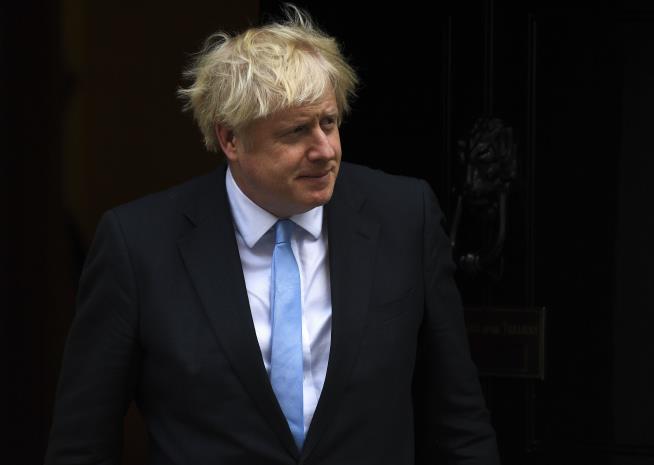 Boris Johnson to Pence: Britain Wants No Part of 'Chlorinated Chicken'