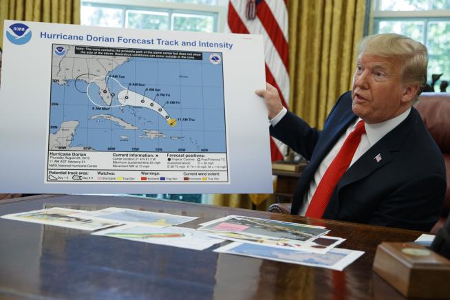 NOAA Backs Trump Over National Weather Service on Dorian Claim