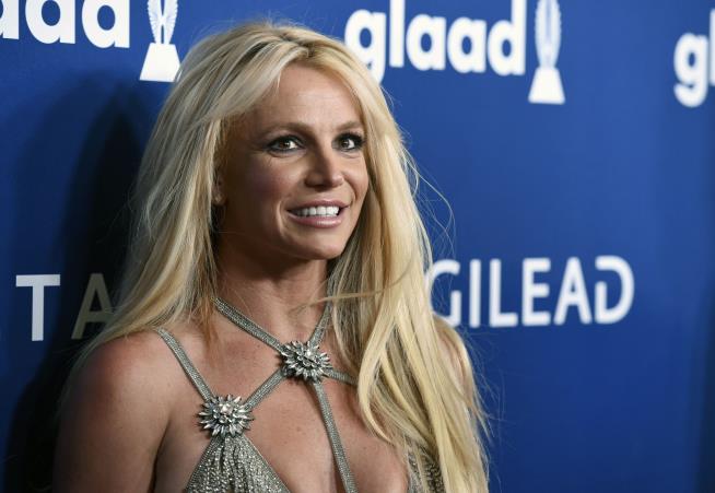 Britney Spears' Dad Takes a Break as Conservator