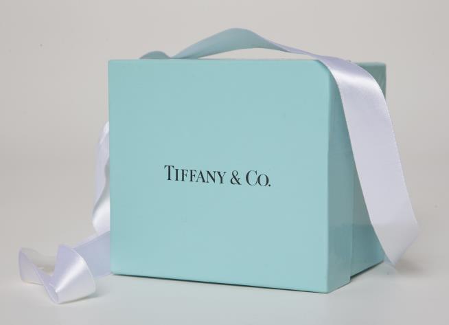 Tiffany Is Selling a 355-Pound Advent Calendar