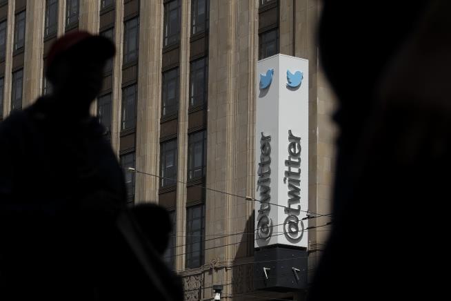 Saudis Paid Twitter Employees to Spy on Users: Prosecutors