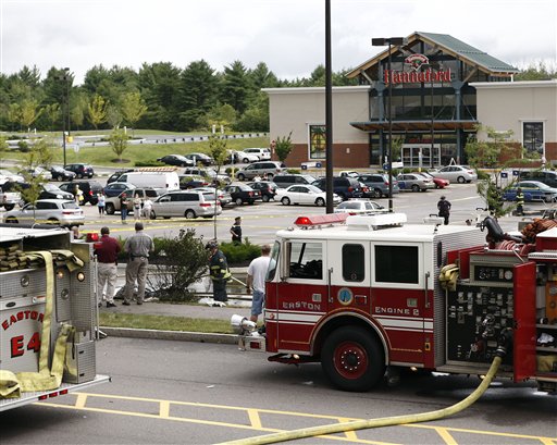 Plane Crash at Mall Kills 3, Including Cancer Patient