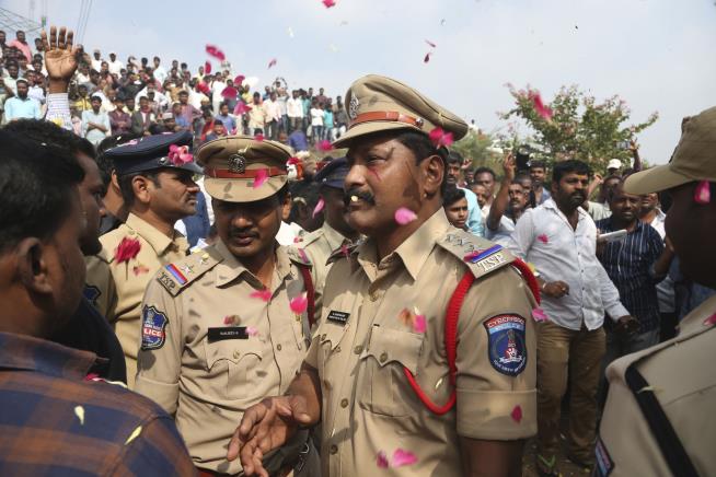 Indian Police Shoot 4 Gang Rape Suspects