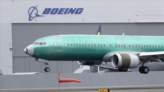 FAA Analysis: 737 MAX Could Crash 15 More Times