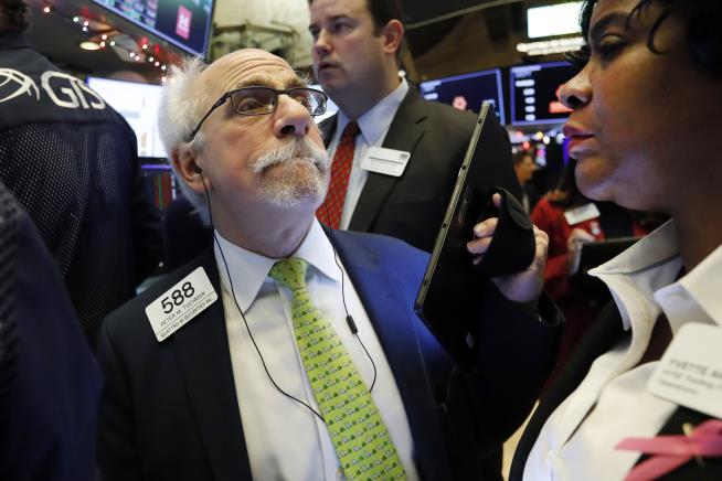 Indexes Eke Out Gains, Still Hit Record Highs
