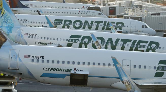 Suit: Flight Attendants Ignored Women After Sexual Assaults