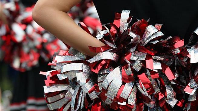 3 Teen Cheerleaders Killed in Christmas Night Crash