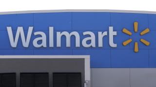 Police Shoot, Kill Man With Hammer Outside Walmart
