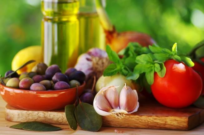 Mediterranean Diet May Help You Age Better