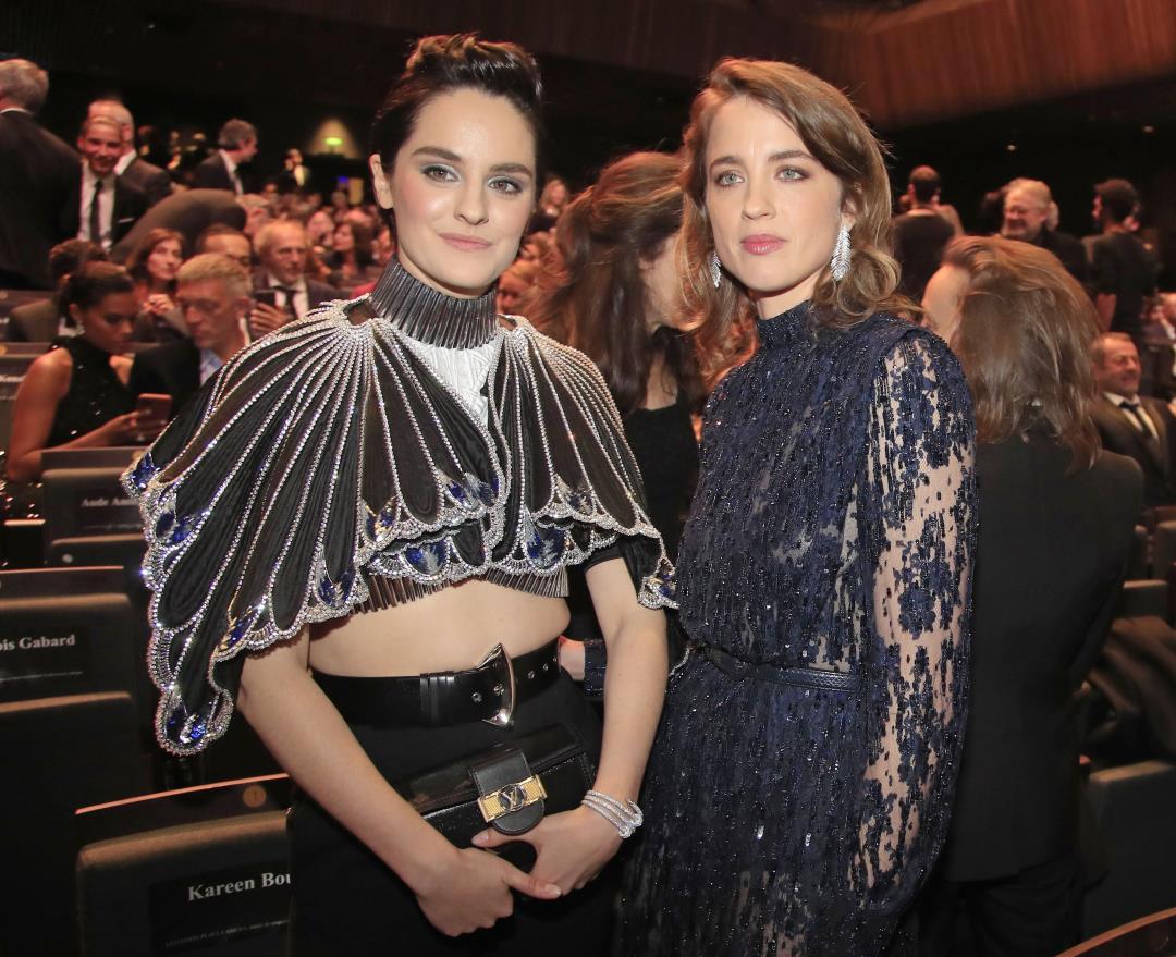 French Actresses Adele Haenel Noemie Merlant Others Walk Out Of Cesar