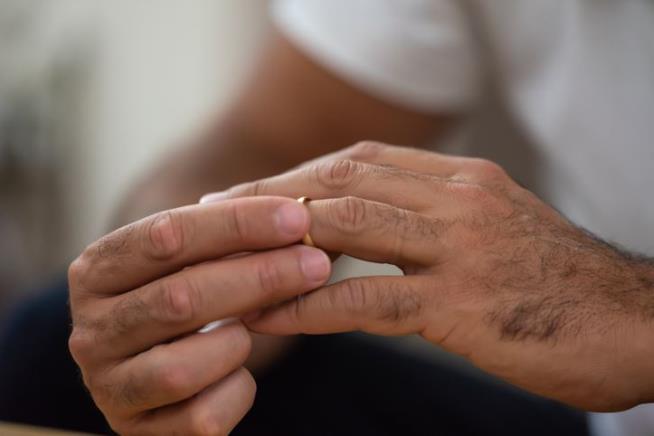 His Wedding Ring Fell Off 3 Years Ago. Now, This