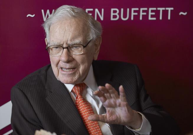 Warren Buffett Allegedly Swindled Out of $703M
