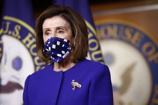 Pelosi's New House Rule: No Face Mask, No Entry