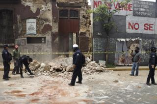 Strong Quake Shakes Mexico