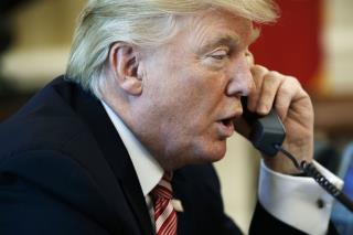 Carl Bernstein: Trump's Calls With Leaders Are Alarming