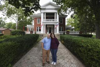 Couple in Confederate Flag Flap Finds a Solution