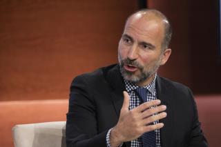 Uber CEO Calls for 'Third Way' for Gig Workers
