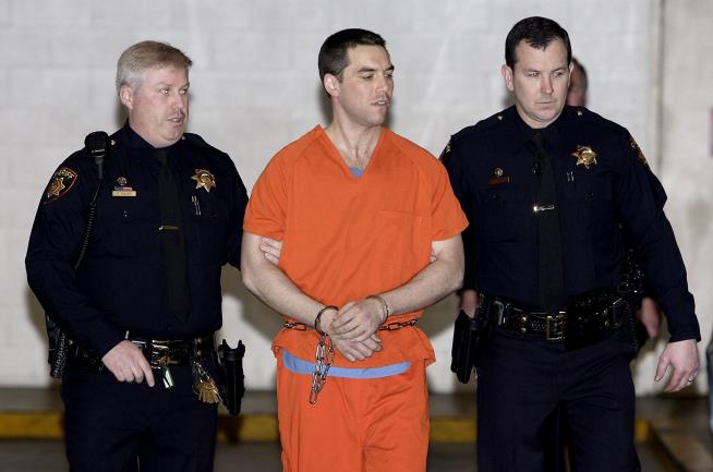 Court Tosses Death Penalty for Scott Peterson