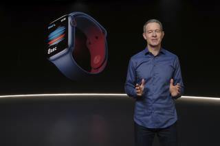 Apple Unveils Discount Watch, but No New iPhones Yet