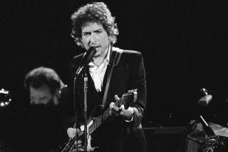 Here's What Bob Dylan Intended for 'Lay Lady Lay'