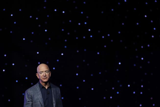 Bezos Cashes In $3.1B in Amazon Shares