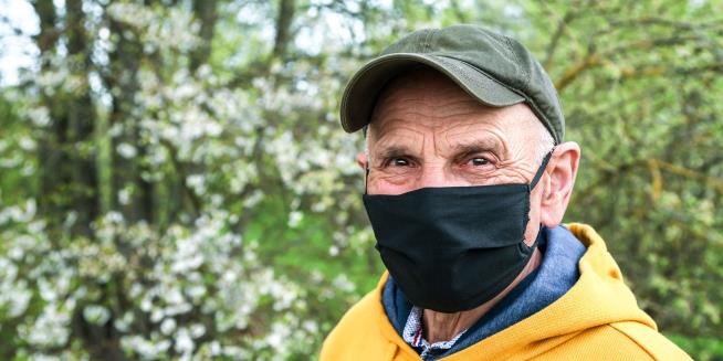 CDC: Masks Protect Wearers, Too