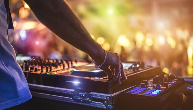 Techno-Blasting Nightclubs in Germany Just Got Good News