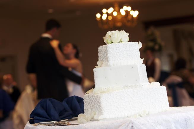 Bride: 'Almost Half of Our Wedding Guests' Got COVID