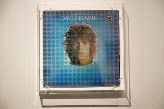 Royal Mint Sends Bowie Coin to Space