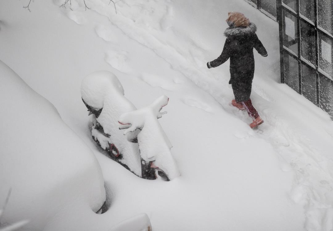 Rare blizzard buries Spain in the snow