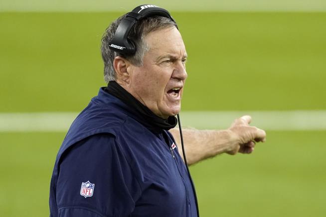 Bill Belichick to Trump: No Thanks on That Medal