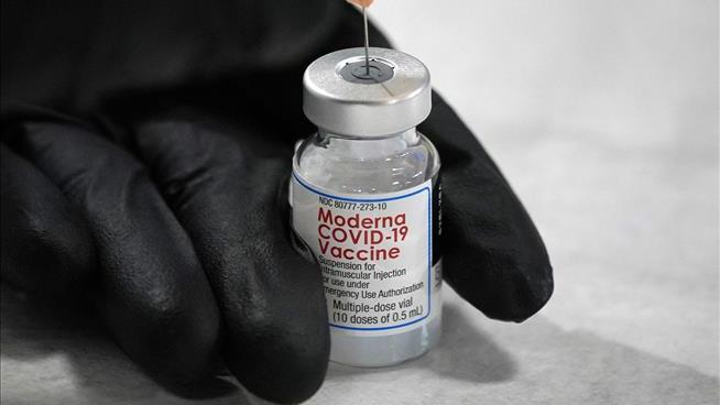 CEO, Wife's Vaccine Scheme Could Get Them Jail Time