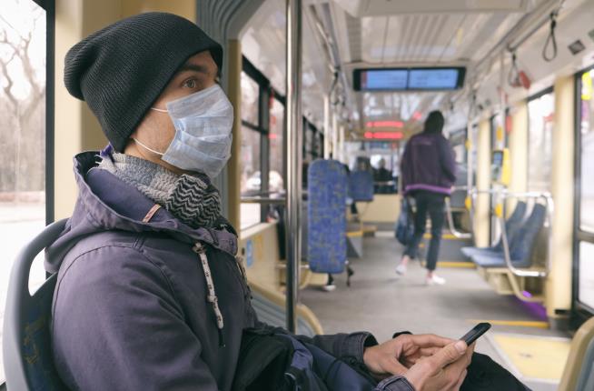 Next Week on Public Transit, a New Mandate on Face Masks