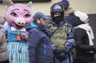 Russia Warns Against Attending Navalny Protests