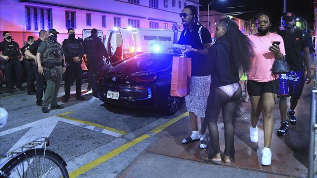 Out-Of-Control Spring Breakers Get Early Curfew in Miami