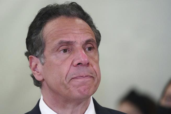 Woman Says Cuomo Kissed Her While Inspecting Flood Damage