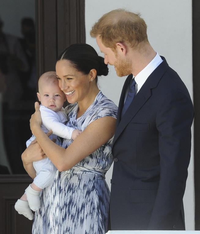 Markle to Release Book Inspired by Harry, Archie