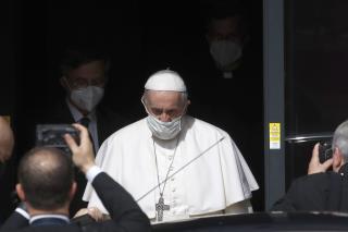 Pope Questions Value of Vatican Newspaper to Its Employees