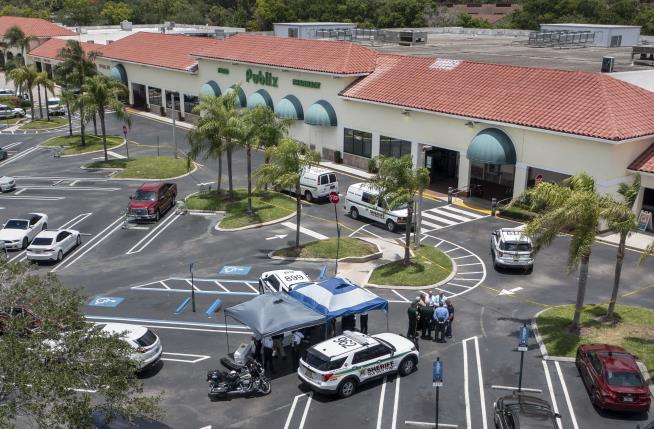 Palm Beach Publix Shooting Leaves Grandma, Toddler Dead
