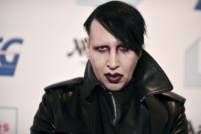 Cops: Marilyn Manson to Turn Himself In for 'Snot Rocket' Incident