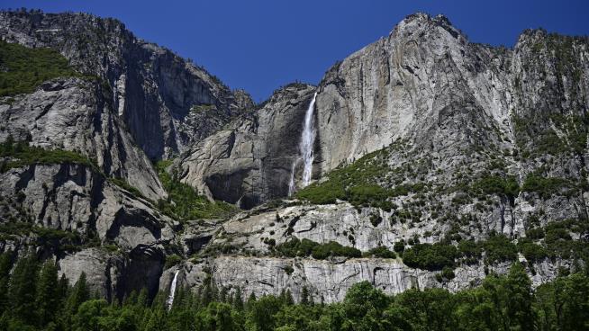 Heat to Reach Yosemite This Weekend