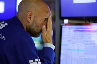 Investors Dump Stocks as Virus Fears Rise Again