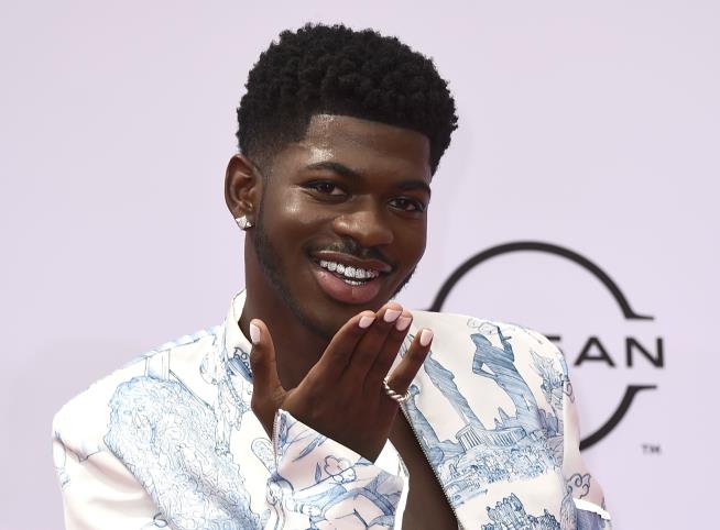 Lil Nas X Thanks Haters Who Made YouTube Milestone Possible