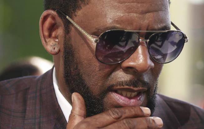 Jury Will Hear About R. Kelly's Illegal Marriage