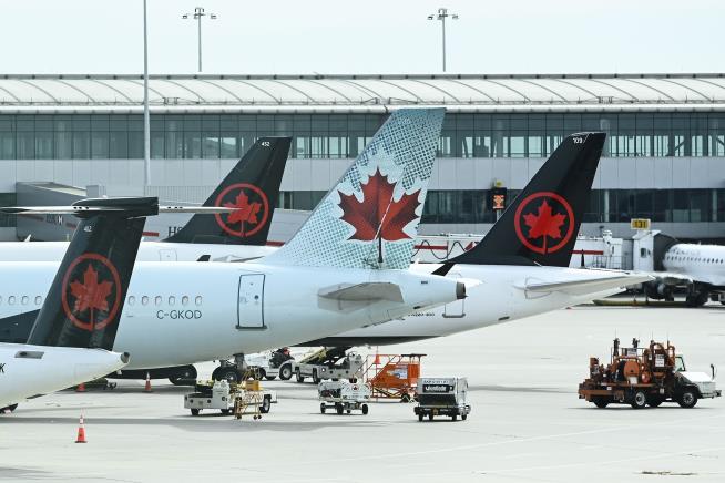 By Air or Sea, a Vax to Travel in Canada You'll Need