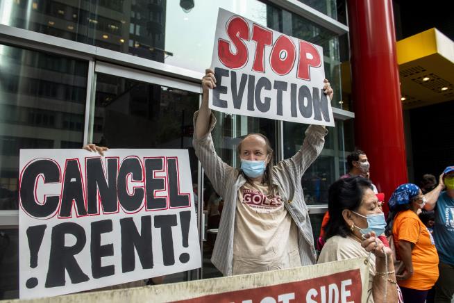 Supreme Court: Evictions Can Resume