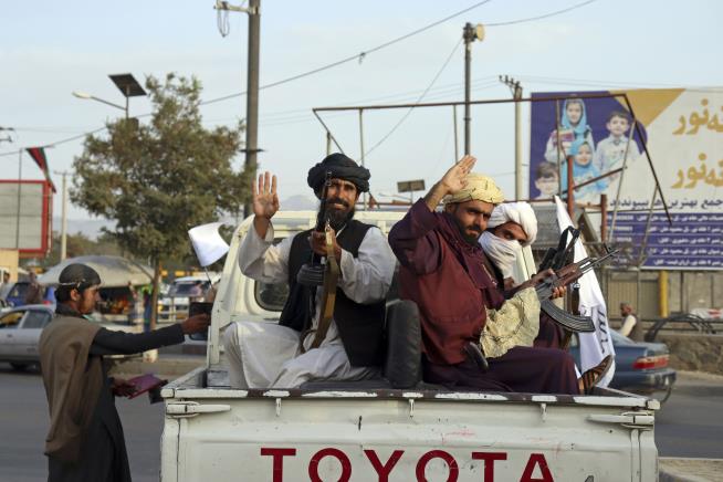 Pentagon, Taliban Say Last US Planes Have Left